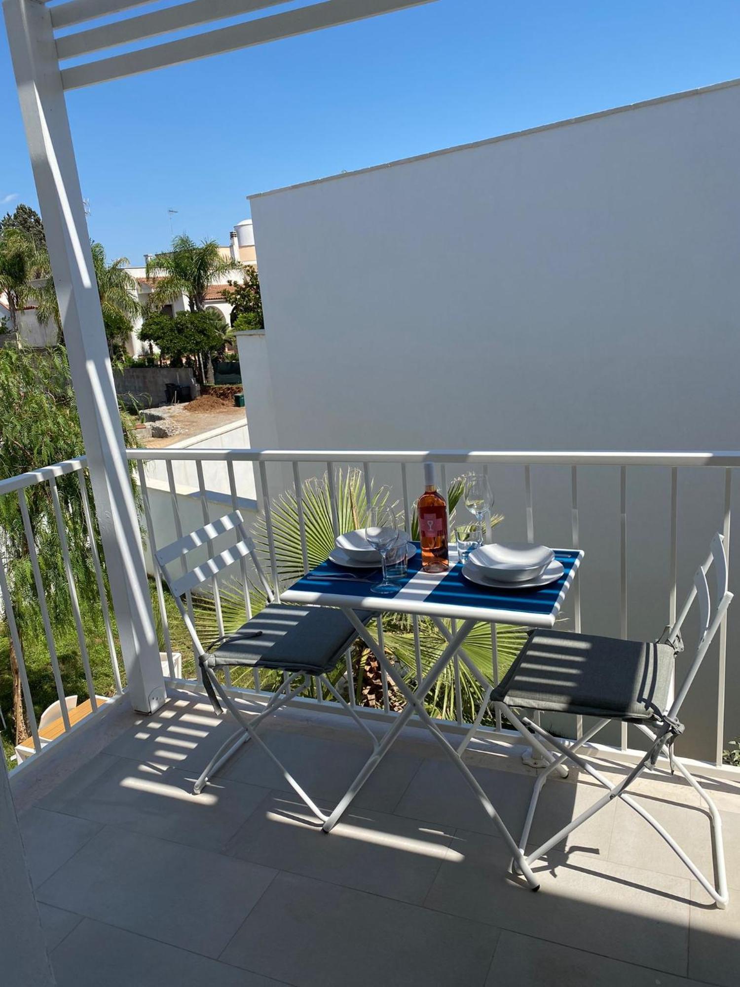 Tramonti Incredibili In Piscina - Apartment8 Con Ac Wifi In Residence Santa Maria al Bagno Room photo